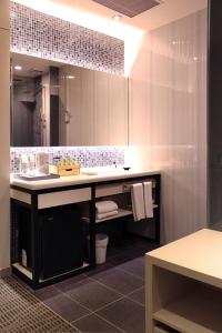 Phòng Vogue 2 Giường đơn không có Cửa sổ (Vogue Twin Room without Window)