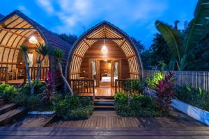 Phòng Giường Đôi Nhìn Ra Vườn (Double Room with Garden View)