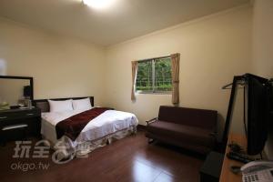 Phòng Standard giường đôi (Standard Double Room)