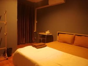 Phòng Giường Đôi Có Phòng Tắm Riêng (Double Room with Private Bathroom)