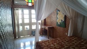 Phòng Deluxe Giường Đôi Có Vòi Sen (Deluxe Double Room with Shower)