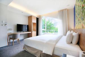 Phòng Hướng Thành Phố (City View Room)
