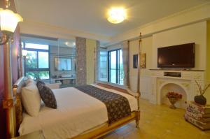 Phòng Deluxe Giường Đôi Có Bồn Tắm (Deluxe Double Room with Bath)