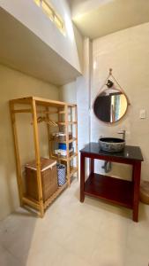 Phòng Deluxe hướng biển giường đôi (Deluxe Double Room with Sea View)