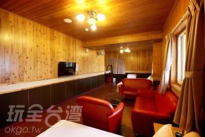 Standard Family Room(6 Adults)