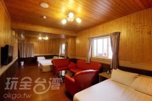 Standard Family Room(6 Adults)