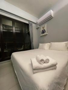 Phòng Deluxe Có 2 Giường Cỡ Queen (Deluxe Queen Room with Two Queen Beds)
