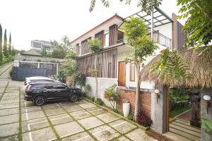 Studio Superior (Superior Studio)