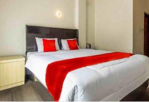 Phòng Đôi Loại Sang (Deluxe Double Room)