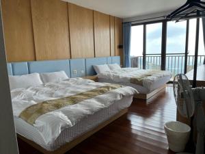 Phòng 4 người Nhìn ra cảnh Núi non (Quadruple Room with Mountain View)