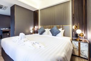 Phòng Loại Sang Giường Đôi (Deluxe Double Room)