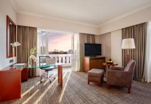 Phòng 2 giường đơn có ban công (Twin Room with Balcony)