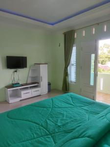 Phòng Gia Đình Với Phòng Tắm Chung (Family Room with Shared Bathroom)