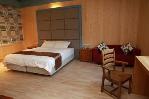 Phòng Deluxe Giường Đôi Có Bồn Tắm (Deluxe Double Room with Bath)