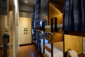 Phòng riêng cho 5 người có giường tầng (Private Room for 5 People with Bunk Bed)