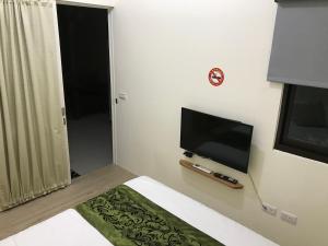 Phòng Giường Đôi Với Phòng Tắm Riêng Bên Ngoài (Double Room with Private External Bathroom)