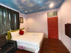 Phòng Tiêu Chuẩn Giường Đôi (Standard Double Room)