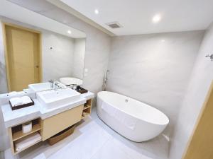 Phòng 4 Người Executive (Executive Quadruple Room)