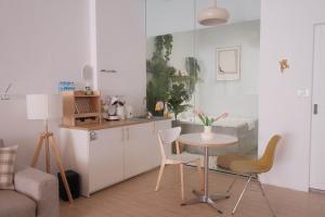 Nhà 1 Phòng Ngủ (One-Bedroom House)