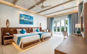 Dinh Thự 2 Phòng Ngủ Stelia Nhìn Ra Hồ Bơi & Đại Dương (Stelia Two-Bedroom Residence with Pool & Ocean View)