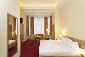 Standard Double Room room in Hotel Vivaldi Berlin am Kurfürstendamm
