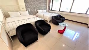 Phòng Deluxe 4 Người (Deluxe Quadruple Room)