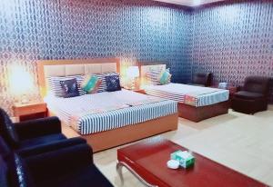 Luxury Triple Room room in Hotel Versa Appartments lodges Gulberg3