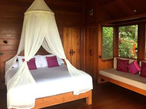 Villa Nangka - Deluxe Bungalow with Rice Field View