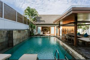 Two-Bedroom Royal Courtyard Villa (Courtyard Villa - Independent Building across the street)