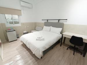 Phòng Giường Đôi Có Phòng Tắm Riêng (Double Room with Private Bathroom)