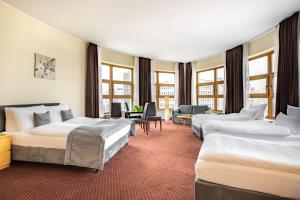 Room with 5 Beds room in Novum Hotel City B Berlin Centrum