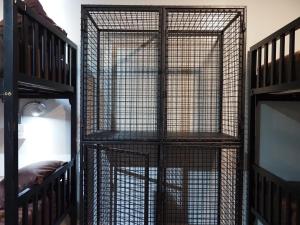 Giường Trong Phòng Nghỉ Tập Thể 8 Giường Cho Cả Nam Và Nữ (Bed in 8-Bed Mixed Dormitory Room)