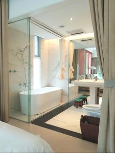 Phòng Có Giường Cỡ King Nhìn Ra Vườn (King Room with Garden View)