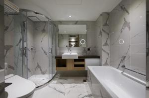 Phòng Thương gia giường đôi (Business Double Room)