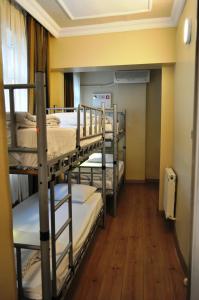 Single Bed in Mixed Dormitory Room room in Antique Hostel