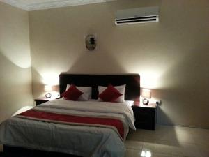 One-Bedroom Apartment room in Qemmat Al Rafaa