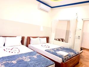 Phòng gia đình với phòng tắm riêng. (Family Room with Private Bathroom)