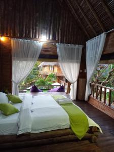 Phòng Giường Đôi Với Phòng Tắm Riêng Bên Ngoài (Double Room with Private External Bathroom)