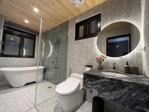 Phòng 3 Người Nhìn Ra Núi (Triple Room with Mountain View)
