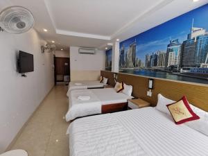 Phòng Ngủ Tập Thể Cho Cả Nam Và Nữ (Mixed Dormitory Room)