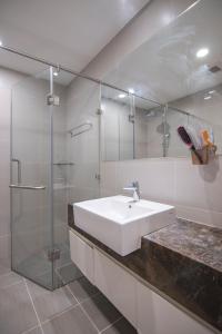 Căn hộ 3 phòng ngủ (Three-Bedroom Apartment)
