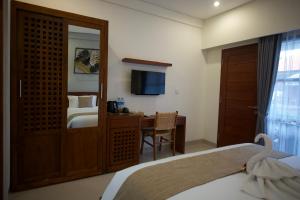 Phòng Hai Giường Đơn Loại Sang (Deluxe Twin Room)