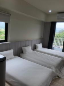 Phòng 3 Người Nhìn Ra Núi (Triple Room with Mountain View)