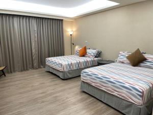Phòng Cổ Điển Cho 4 Người (Classic Quadruple Room)