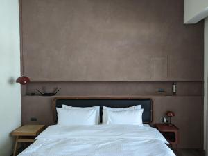 Phòng Giường Đôi Có Ban Công (Double Room with Balcony)