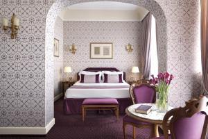 Junior Suite with Lagoon View and Balcony room in Hotel Londra Palace