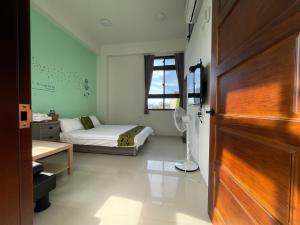 Phòng Có Giường Cỡ King - Phù Hợp Cho Khách Khuyết Tật (King Room - Disability Access)
