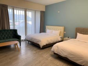 Phòng 4 người Nhìn ra cảnh Núi non (Quadruple Room with Mountain View)