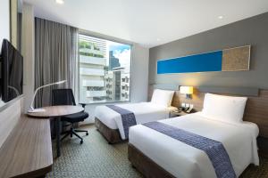 2 Single Beds Standard Front Of Building