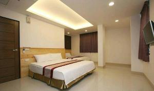 Phòng Tiêu Chuẩn 4 Người (Standard Quadruple Room)